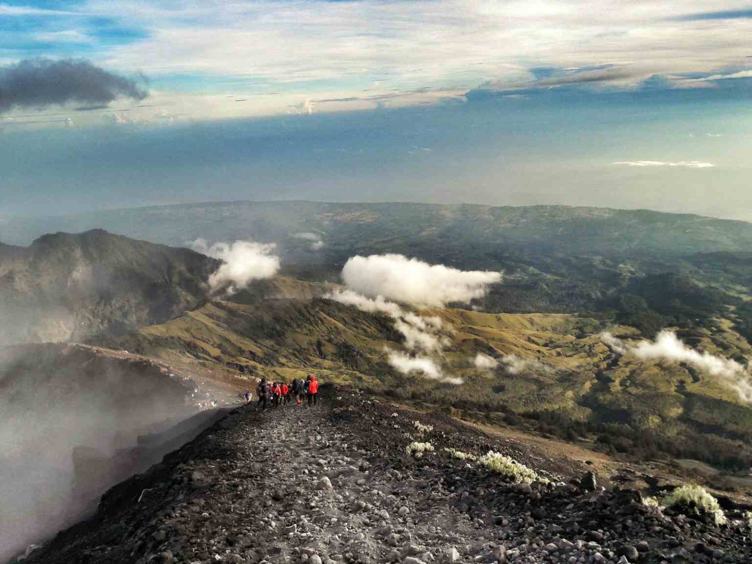 Mount Rinjani 3 Days 2 Nights Summit & Lake Trek