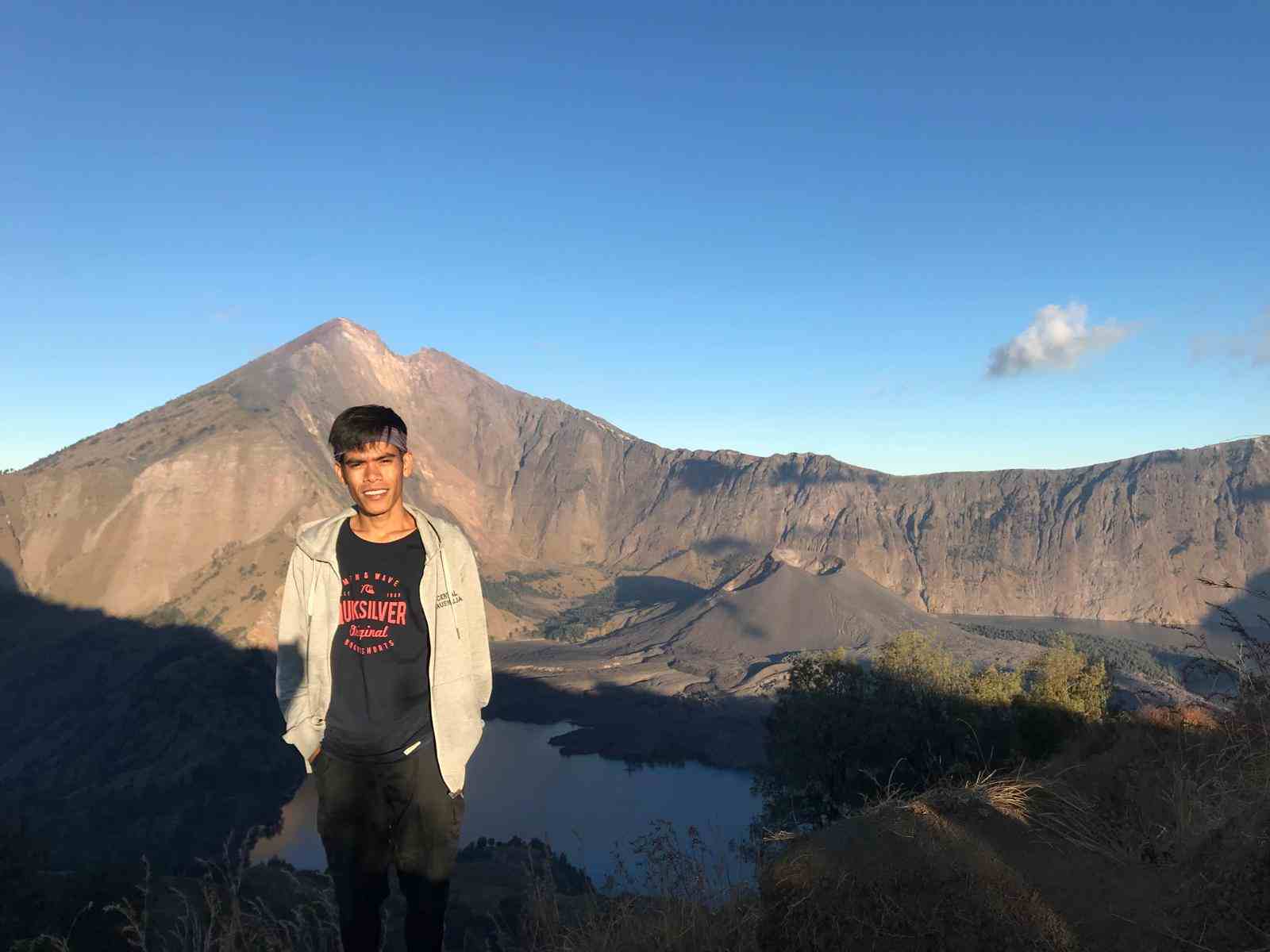 About Us- Lombok Venture